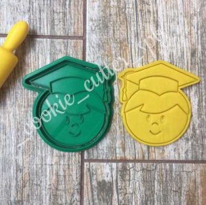 Вырубка + штамп "Мальчик-выпускник"