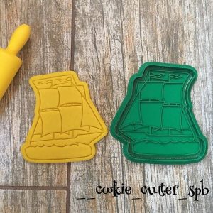 Вырубка + штамп “Алые паруса”